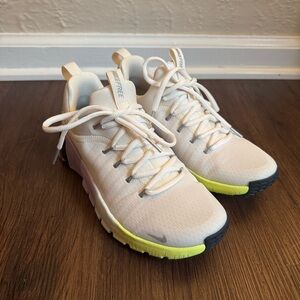 Nike Free Metcon 6 SE